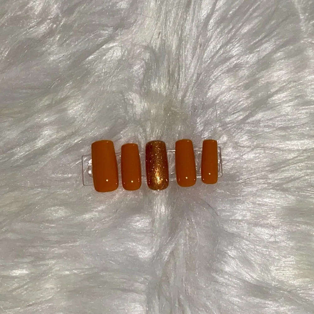 10pcs Medium Square Orange with Orange Glitter Accent Press on Nails